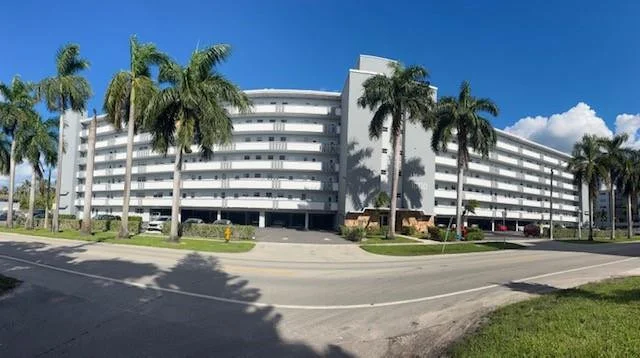 Unit for sale at 1000 NE 14, Hallandale Beach, FL 33009