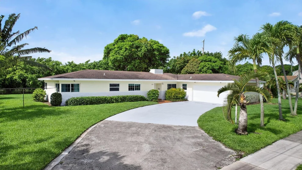 Unit for sale at 200 NW 2nd Street, Delray Beach, FL 33444
