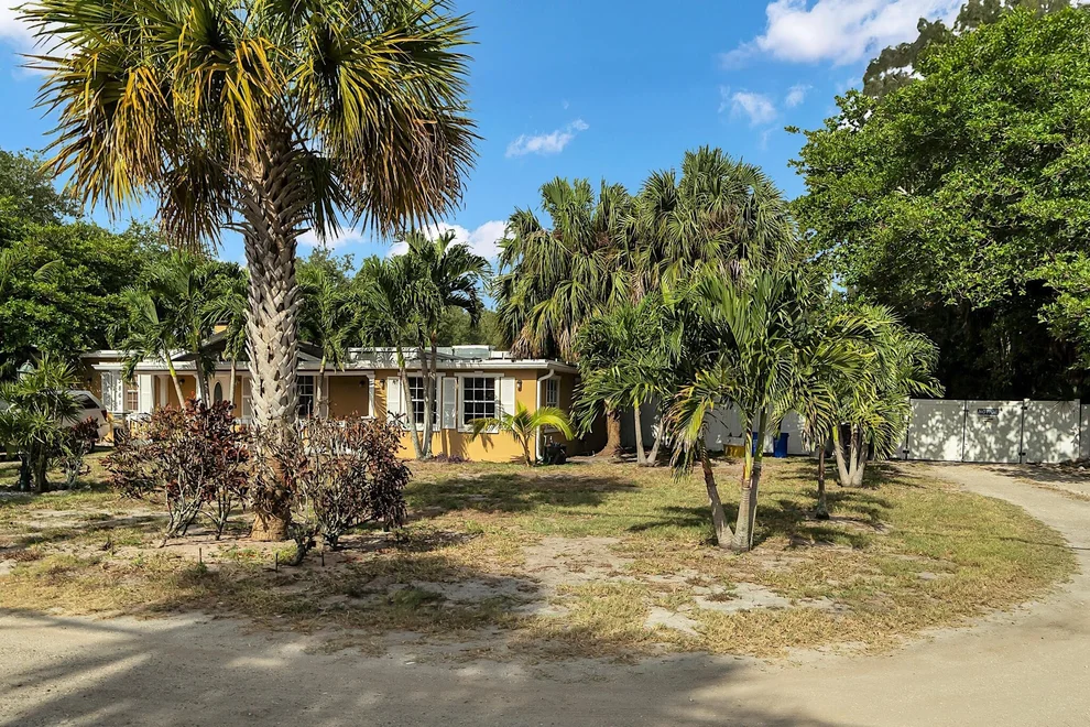 Unit for sale at 3861 Wry Road, Greenacres, FL 33467