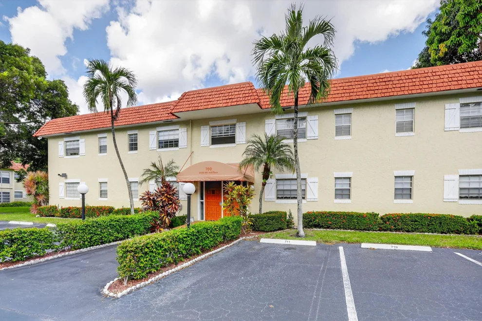 Unit for sale at 5640 SW 3rd Place, Margate, FL 33068