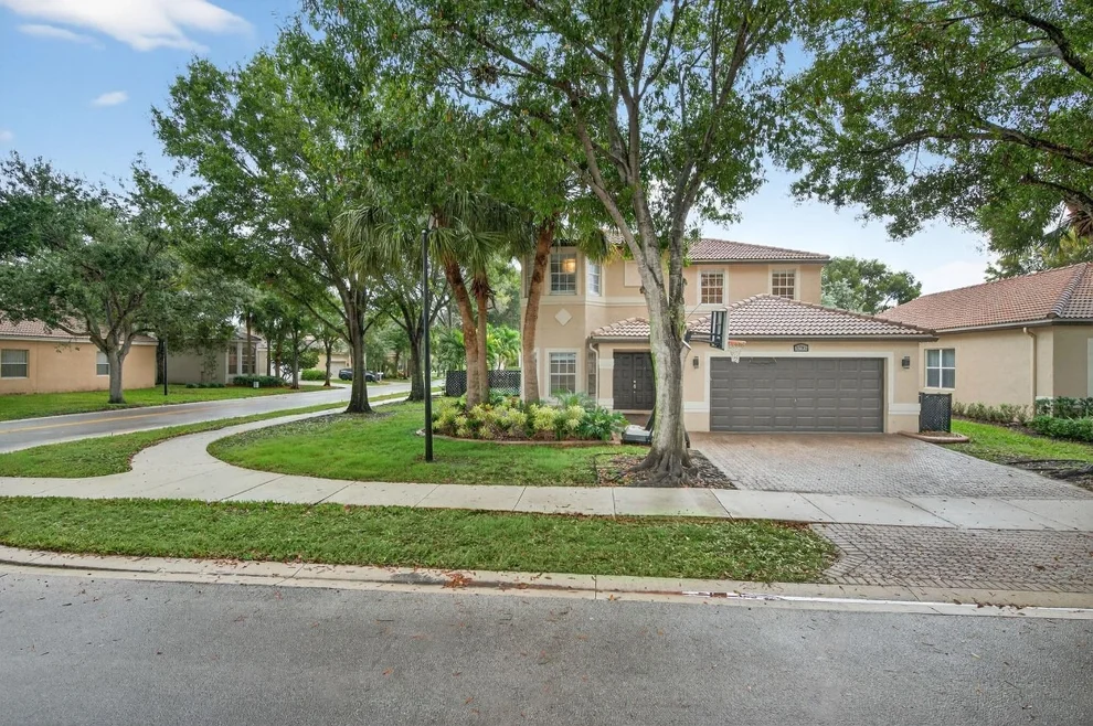 Unit for sale at 5784 NW 49th Lane, Coconut Creek, FL 33073