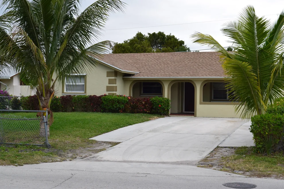Unit for sale at 4599 Bowman Street, Lake Worth, FL 33463