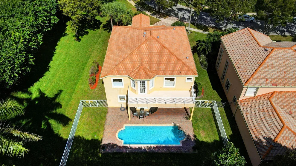 Unit for sale at 2972 Shaughnessy Drive, Wellington, FL 33414