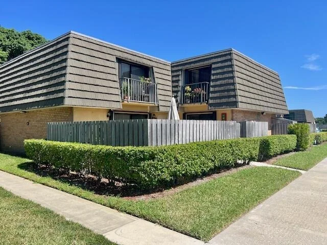 Unit for sale at 201 2nd Way, West Palm Beach, FL 33407