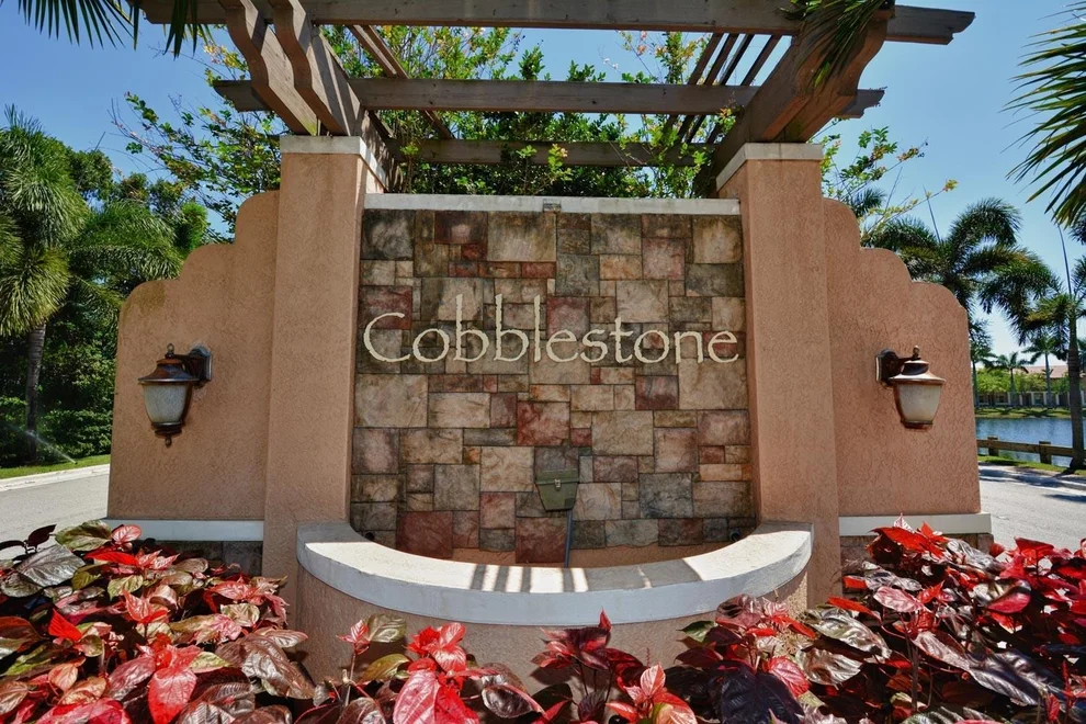 Unit for sale at 934 SW 147th Avenue, Pembroke Pines, FL 33027