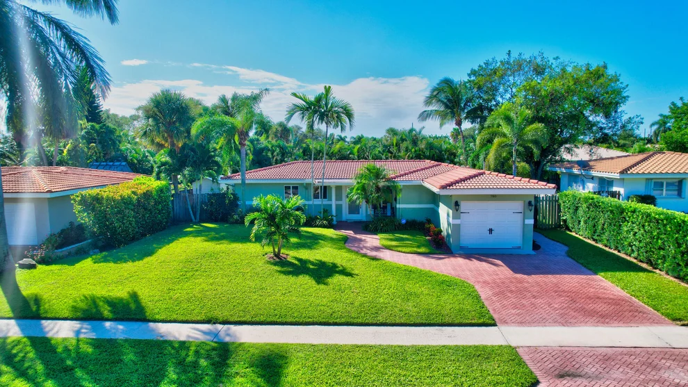 Unit for sale at 780 SW 5th Street, Boca Raton, FL 33486