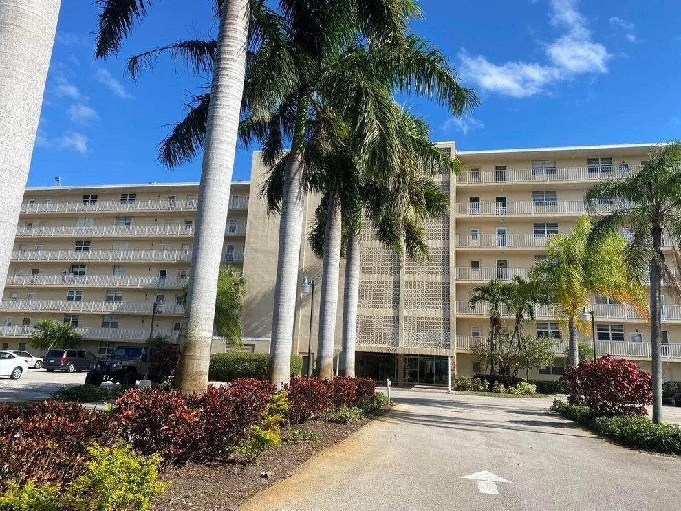 Unit for sale at 5700 NW 2nd Avenue, Boca Raton, FL 33487