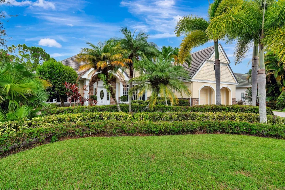Unit for sale at 7826 SE Tuliptree Court, Hobe Sound, FL 33455