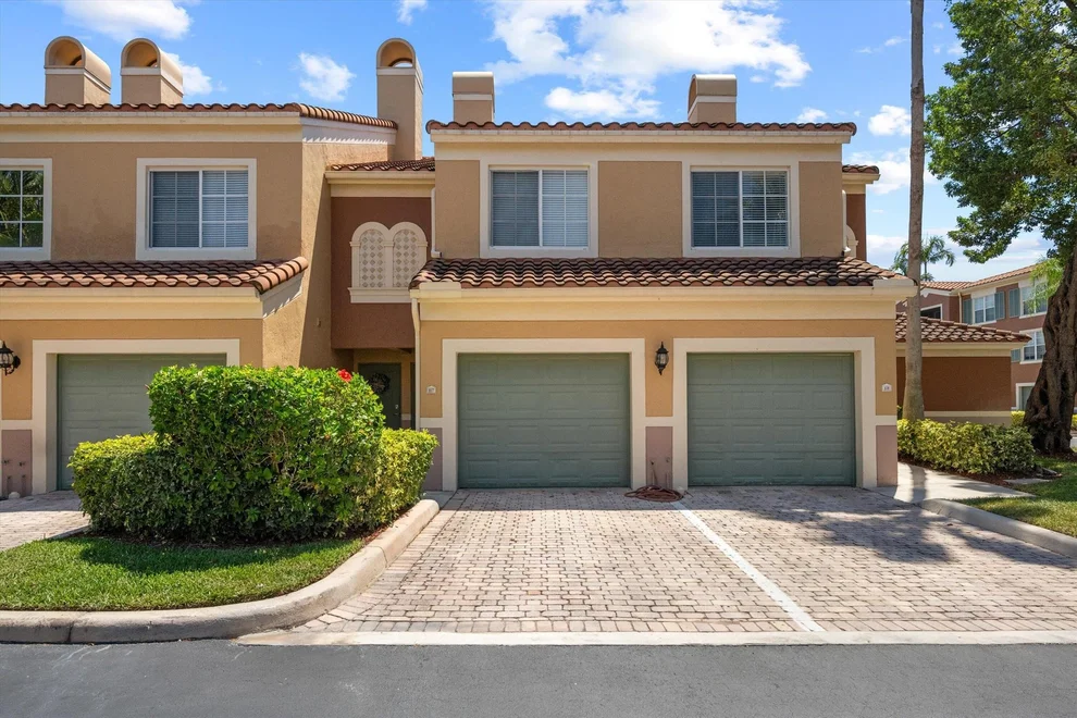 Unit for sale at 11781 Saint Andrews Place, Wellington, FL 33414