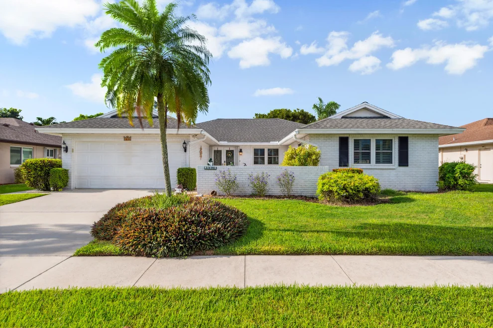 Unit for sale at 10848 Greentrail Drive S, Boynton Beach, FL 33436