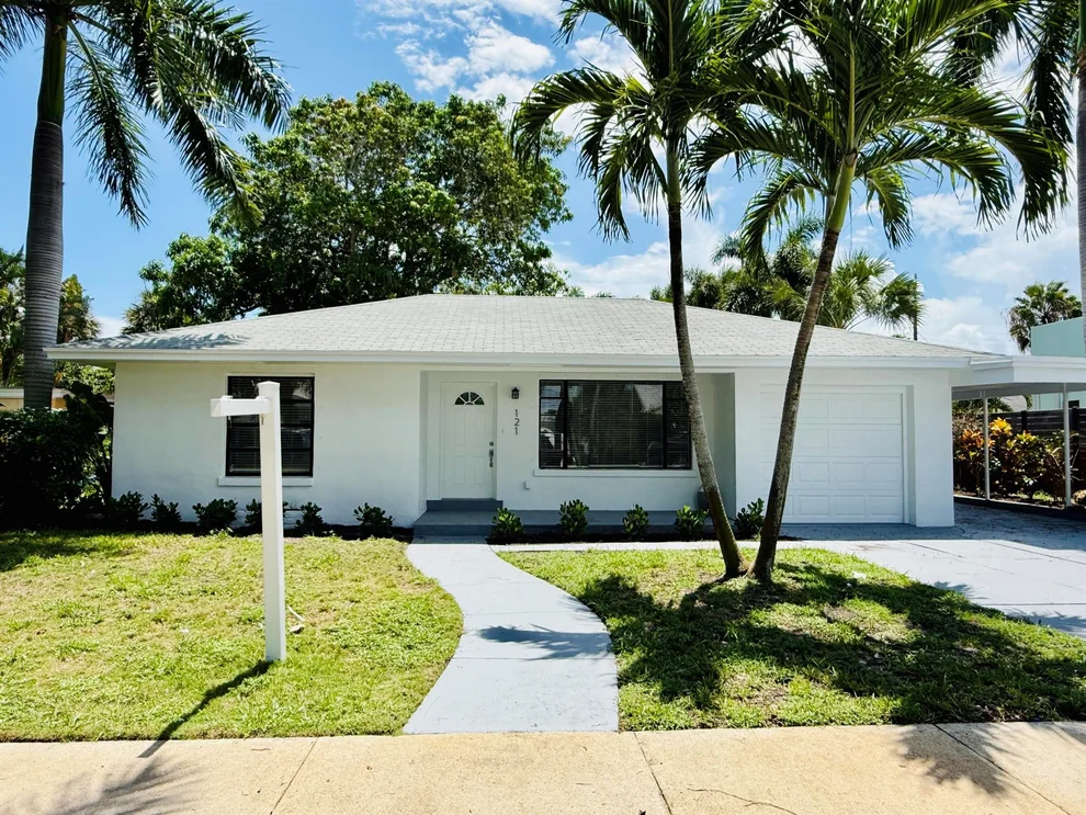 Unit for sale at 121 Auburn Drive, Lake Worth Beach, FL 33460