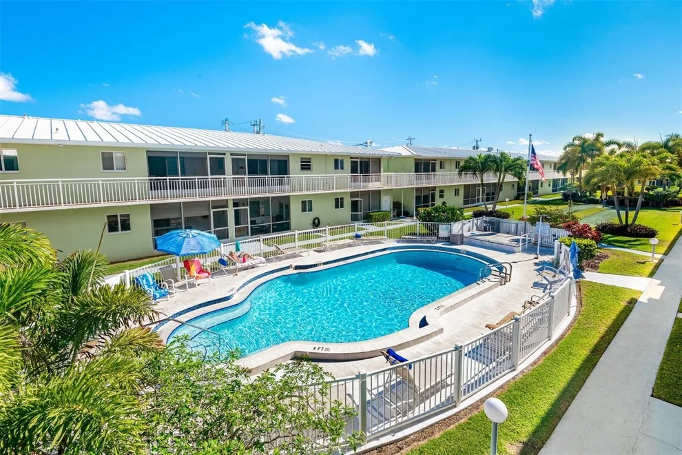 Unit for sale at 2100 NE 38th, Lighthouse Point, FL 33064