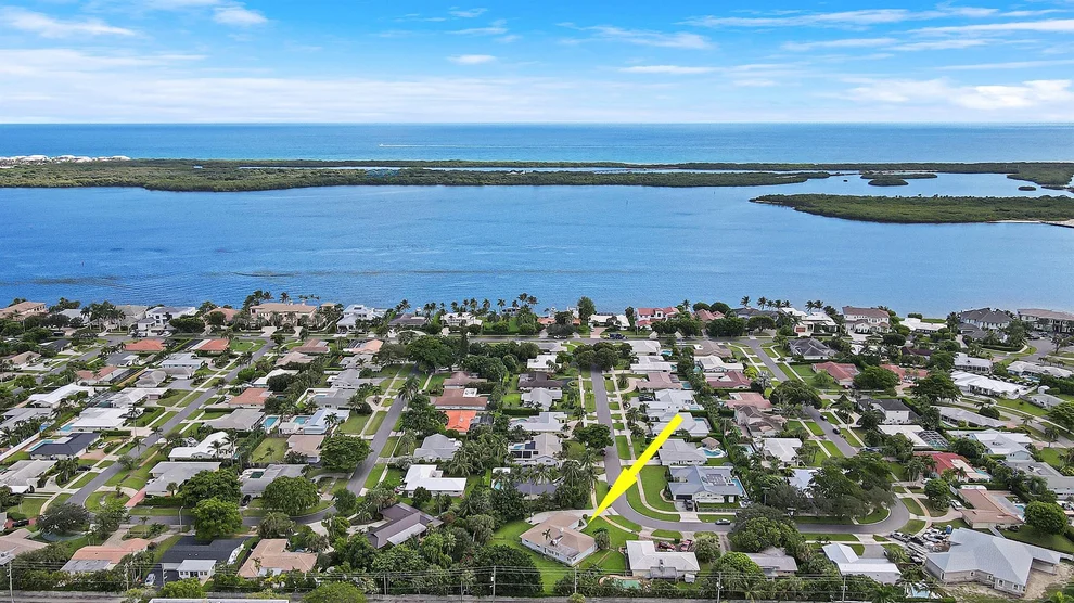 Unit for sale at 749 Cruiser Road N, North Palm Beach, FL 33408