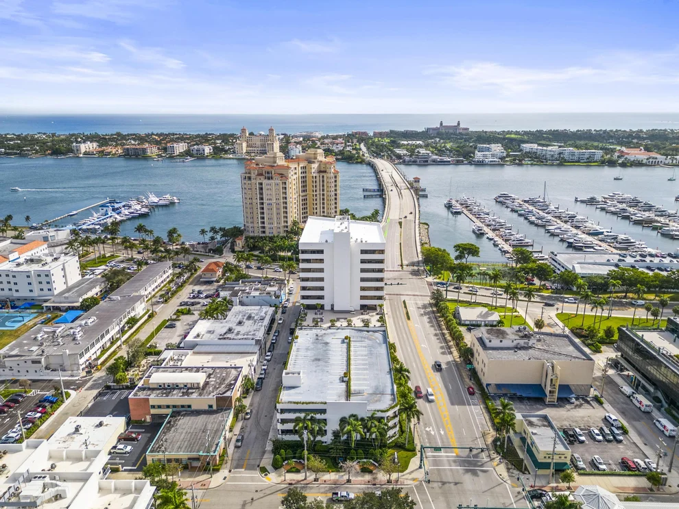 Unit for sale at 625 N Flagler Drive, West Palm Beach, FL 33401