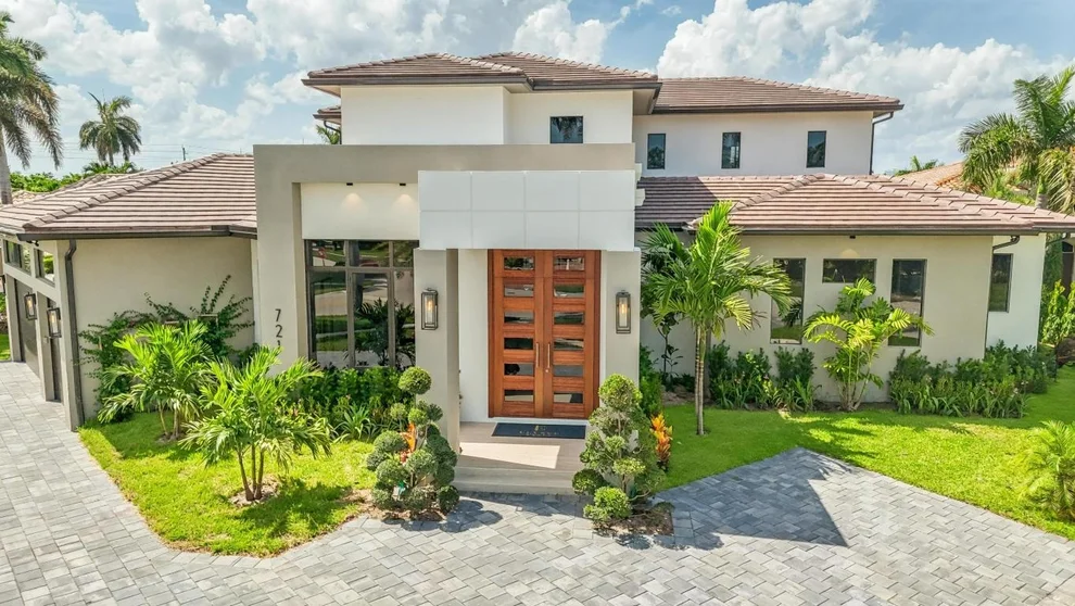 Unit for sale at 721 NE 34th Street, Boca Raton, FL 33431