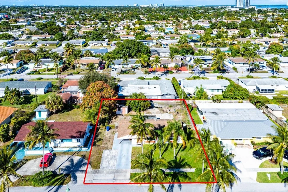 Unit for sale at 330 W 22nd Court, Riviera Beach, FL 33404