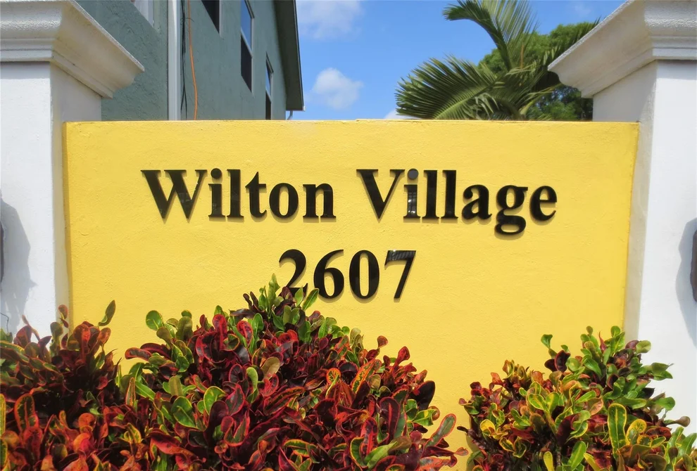 Unit for sale at 2607 NE 8th Avenue, Wilton Manors, FL 33334