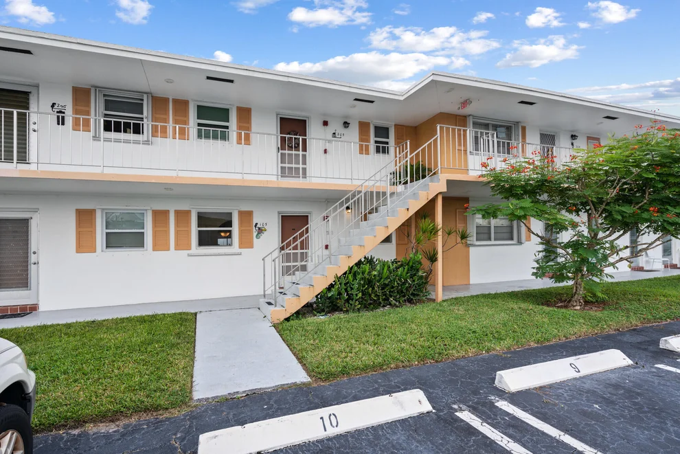 Unit for sale at 1116 Lake Terrace, Boynton Beach, FL 33426