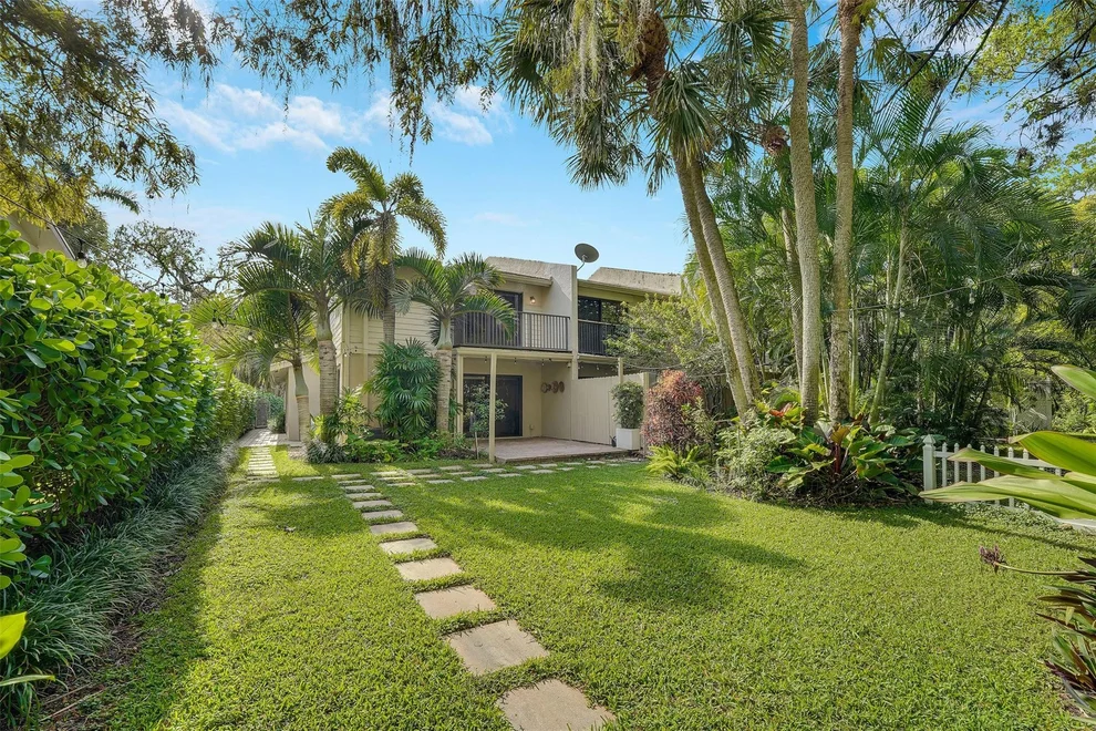 Unit for sale at 509 NE 19th Street, Wilton Manors, FL 33305