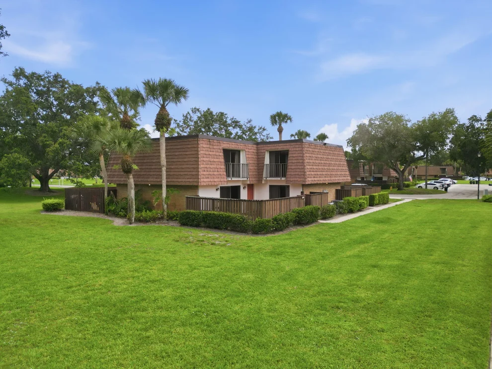 Unit for sale at 2904 SW Sunset Trace Circle, Palm City, FL 34990