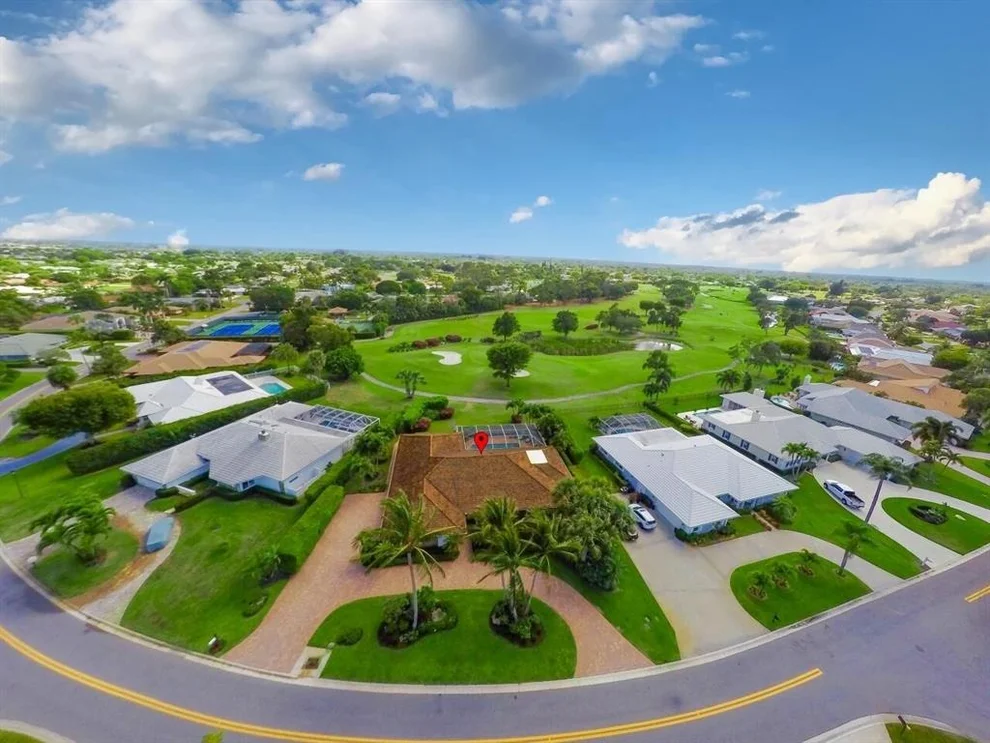 Unit for sale at 335 Glenbrook Drive, Atlantis, FL 33462
