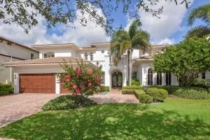 Unit for sale at 17721 Middlebrook Way, Boca Raton, FL 33496