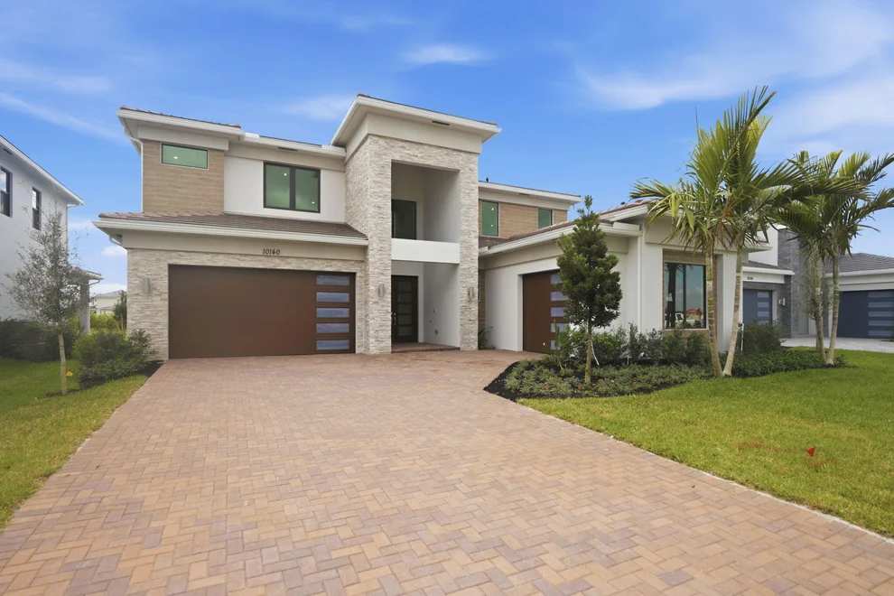 Unit for sale at 10140 Royal Ascot Avenue, Lake Worth, FL 33449