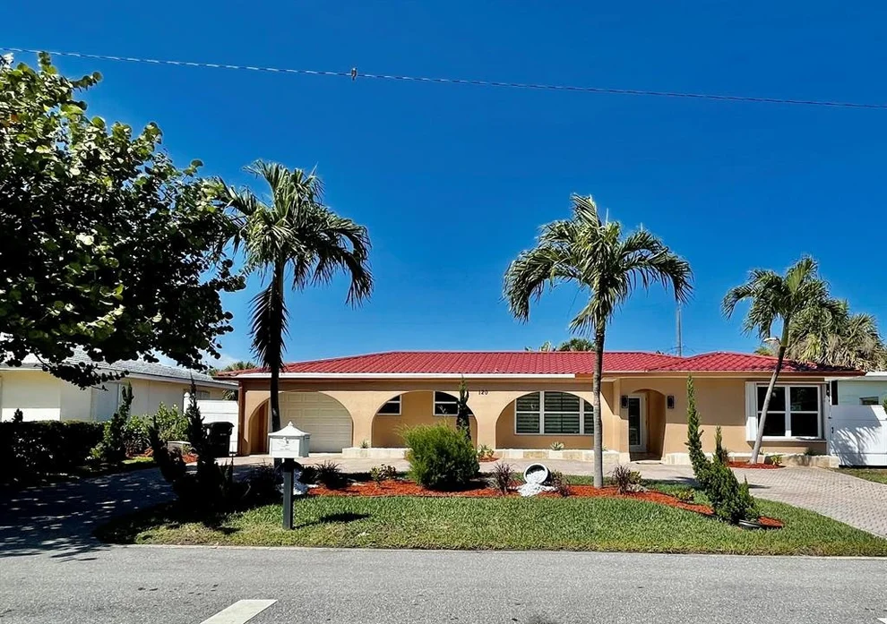 Unit for sale at 120 Bryn Mawr Drive, Lake Worth Beach, FL 33460