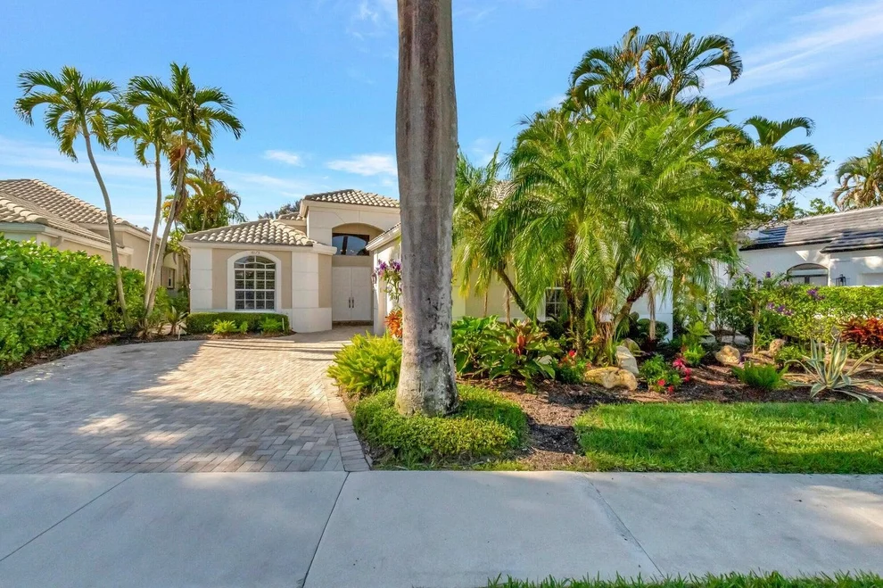 Unit for sale at 16173 Villa Vizcaya Place, Delray Beach, FL 33446