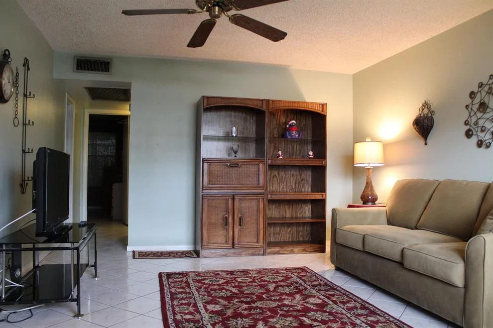 Unit for sale at 166 Ventnor, Deerfield Beach, FL 33442