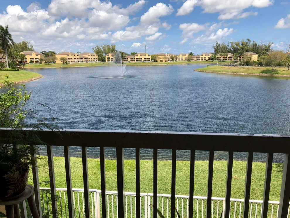 Unit for sale at 5200 NW 31st Avenue, Fort Lauderdale, FL 33309