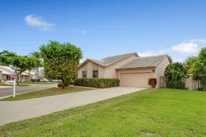 Unit for sale at 5677 Strawberry Lakes Circle, Lake Worth, FL 33463