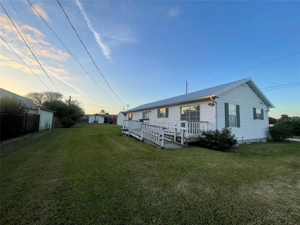 Unit for sale at 2130 State Road 70, Okeechobee, FL 34972