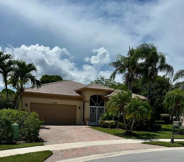 Unit for sale at 8848 Via Tuscany Drive, Boynton Beach, FL 33472