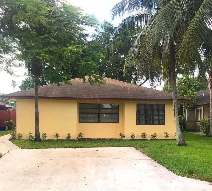 Unit for sale at 1318 Summit Run Circle, West Palm Beach, FL 33415