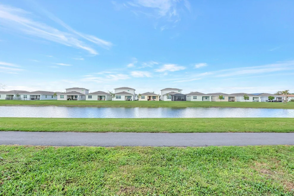 Unit for sale at 13769 Date Palm Court, Delray Beach, FL 33484
