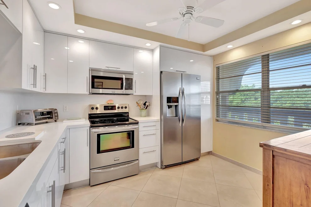 Unit for sale at 2901 Victoria Circle, Coconut Creek, FL 33066