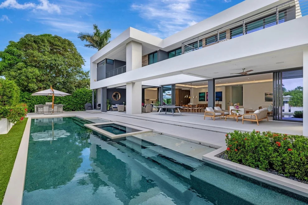 Unit for sale at 31 Pelican Drive, Fort Lauderdale, FL 33301