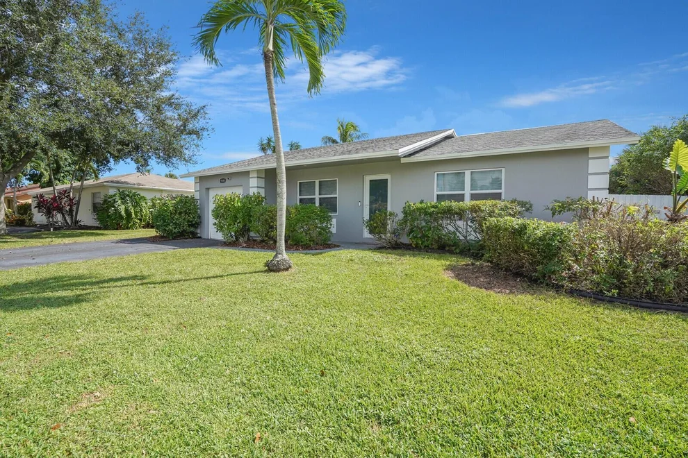 Unit for sale at 9540 Richmond Circle, Boca Raton, FL 33434