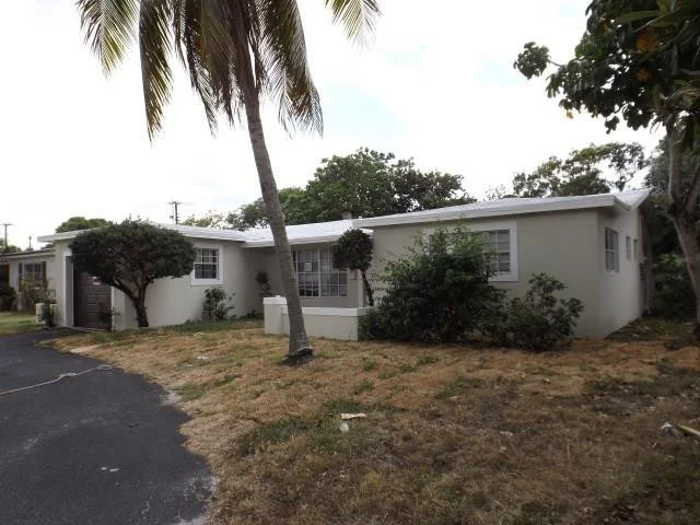 Unit for sale at 2121 NW 47th Avenue, Lauderhill, FL 33313