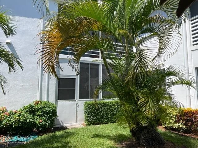 Unit for sale at 3200 Lake Osborne Drive, Lake Worth Beach, FL 33461