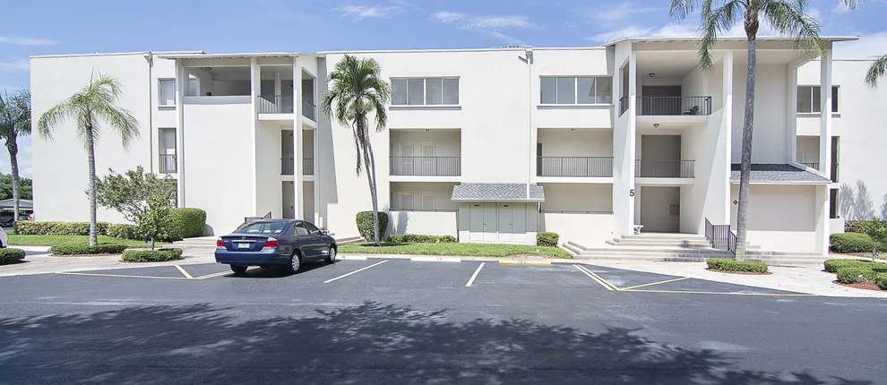 Unit for sale at 11811 Ave Of The PGA, Palm Beach Gardens, FL 33418