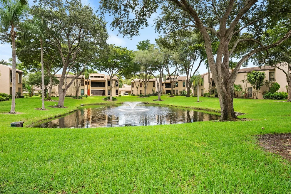 Unit for sale at 6501 Pumpkin Seed Circle, Boca Raton, FL 33433