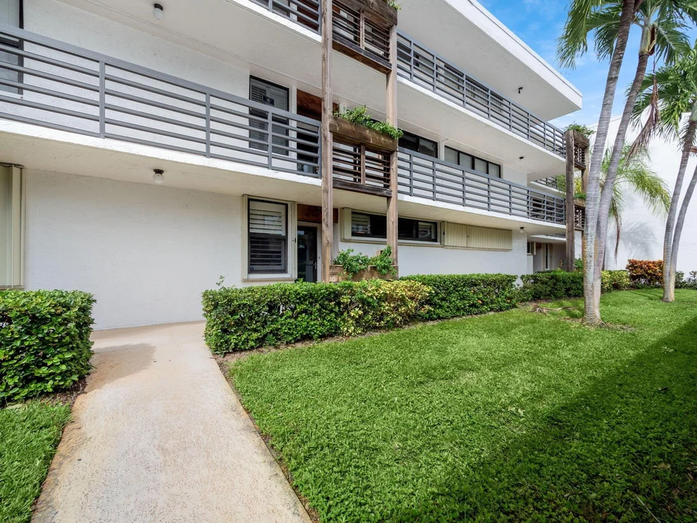 Unit for sale at 1950 SW Palm City Road, Stuart, FL 34994