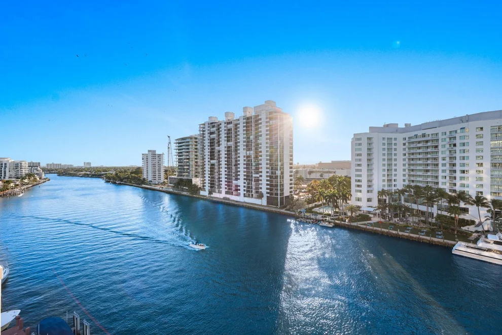 Unit for sale at 2800 E Sunrise Boulevard, Fort Lauderdale, FL 33304