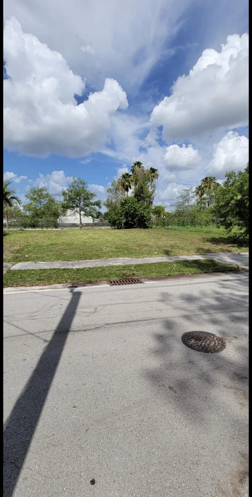 Unit for sale at 2421 NW 23 Lane, Fort Lauderdale, FL 33311