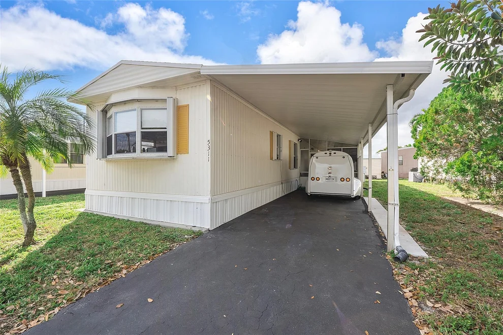 Unit for sale at 5311 SW 25th Avenue, Fort Lauderdale, FL 33312
