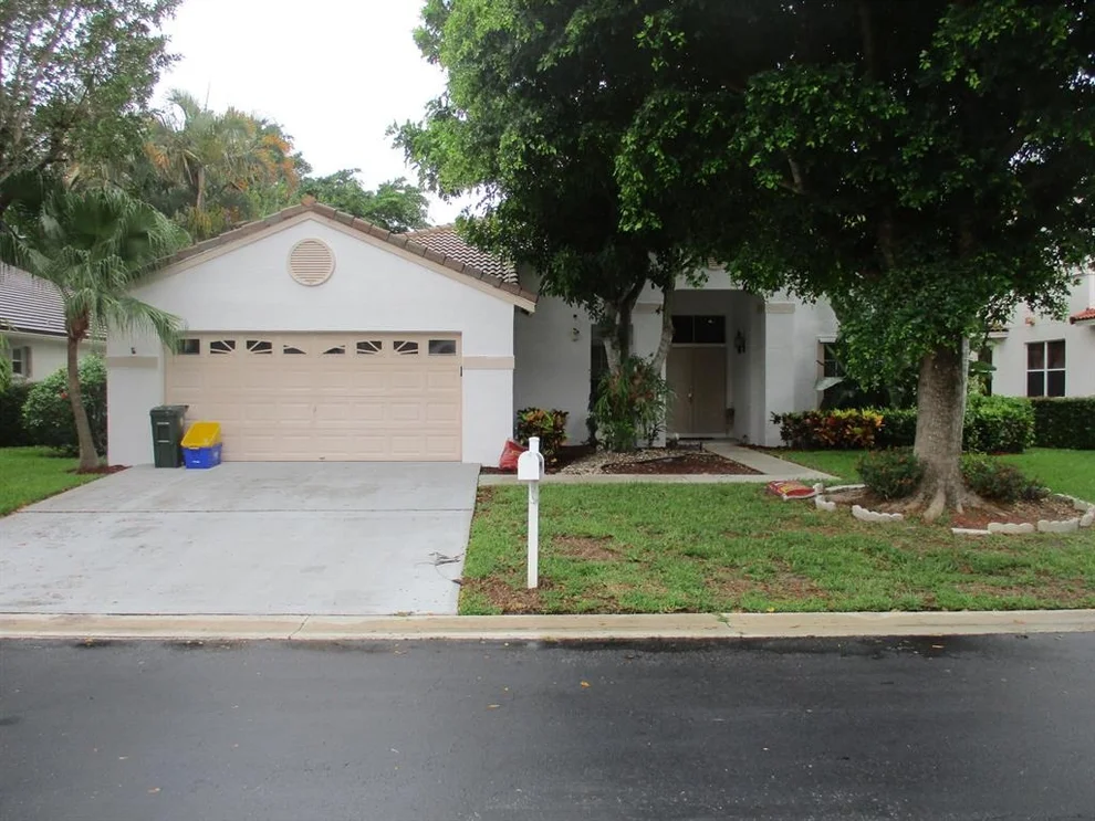 Unit for sale at 188 Egret Circle, Greenacres, FL 33413