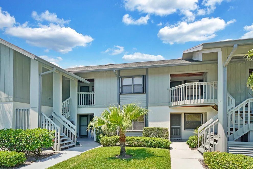 Unit for sale at 6276 SE Charleston Place, Hobe Sound, FL 33455
