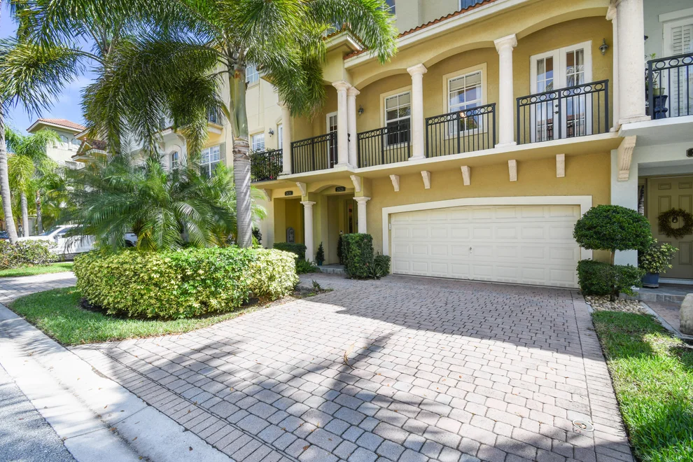 Unit for sale at 2628 Ravella Lane, Palm Beach Gardens, FL 33410